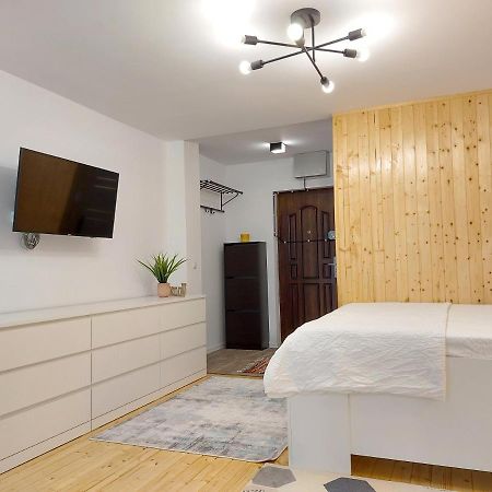 Studio 22 Apartman Craiova Kültér fotó